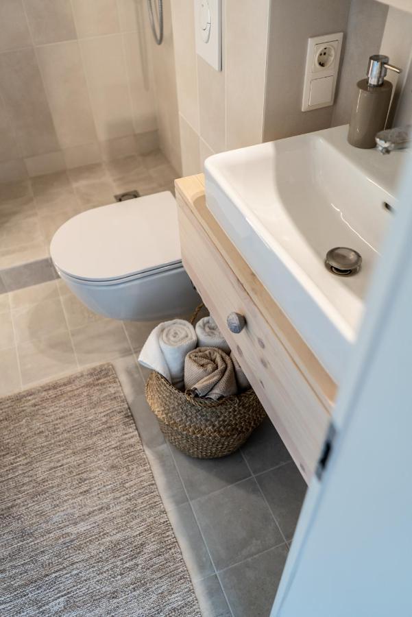 Mai Ram Yoga House Bed & Breakfast Vilnius Exterior photo